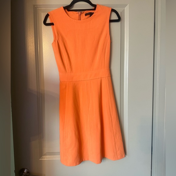 BCBGMaxAzria Dresses & Skirts - BCBGMaxAzria Vibrant Orange Midi Dress